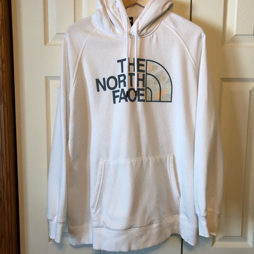 🎉HP🎉The North Face Classic White Hoodie